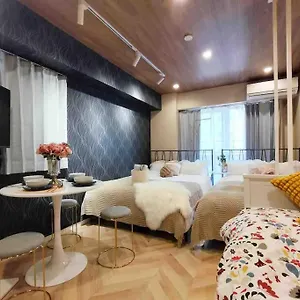 Apartment デザイナーズルーム新宿 エレベーター付　繫華街に至近 最大6人 　飲食店集中　買い物便利, Tokyo